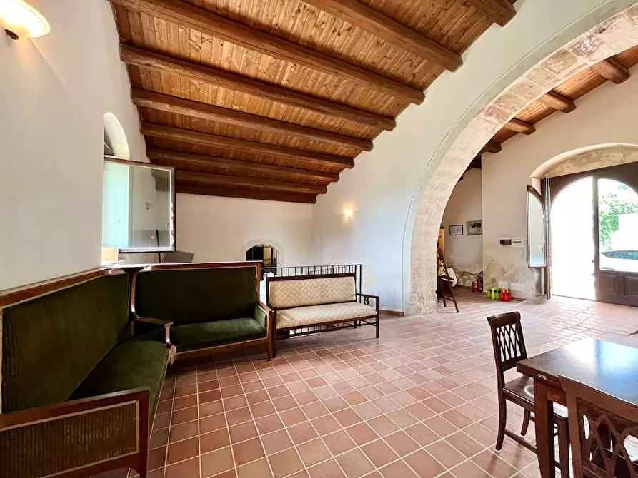 Immagine 11 di Rustico / casale in vendita  a Noto