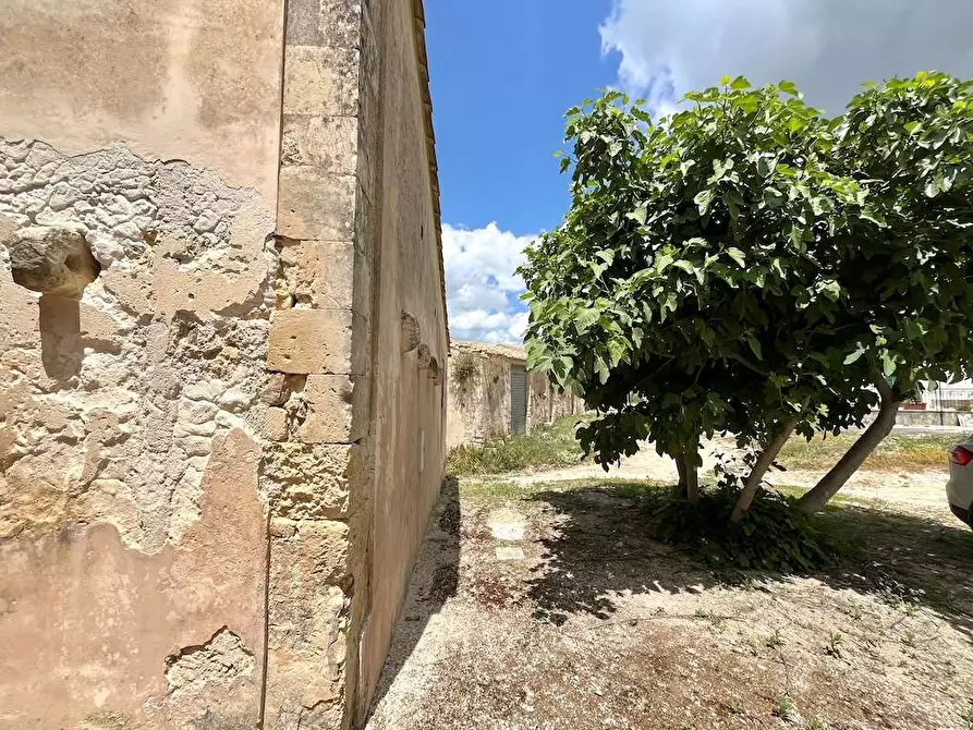 Immagine 20 di Rustico / casale in vendita  a Noto