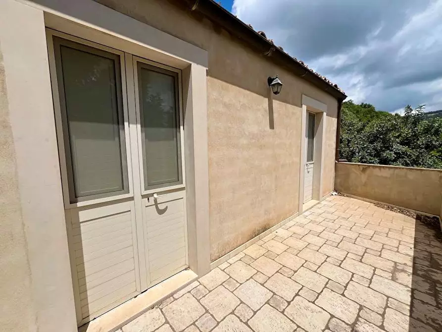 Immagine 52 di Rustico / casale in vendita  a Noto