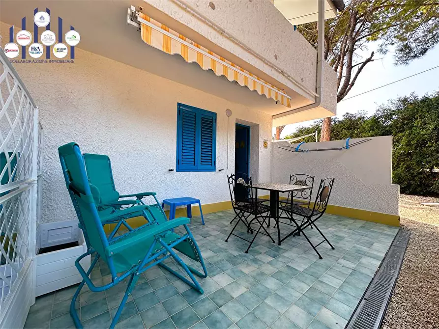 Immagine 15 di Villa in vendita  in VIA SENIGALLIA a Siracusa