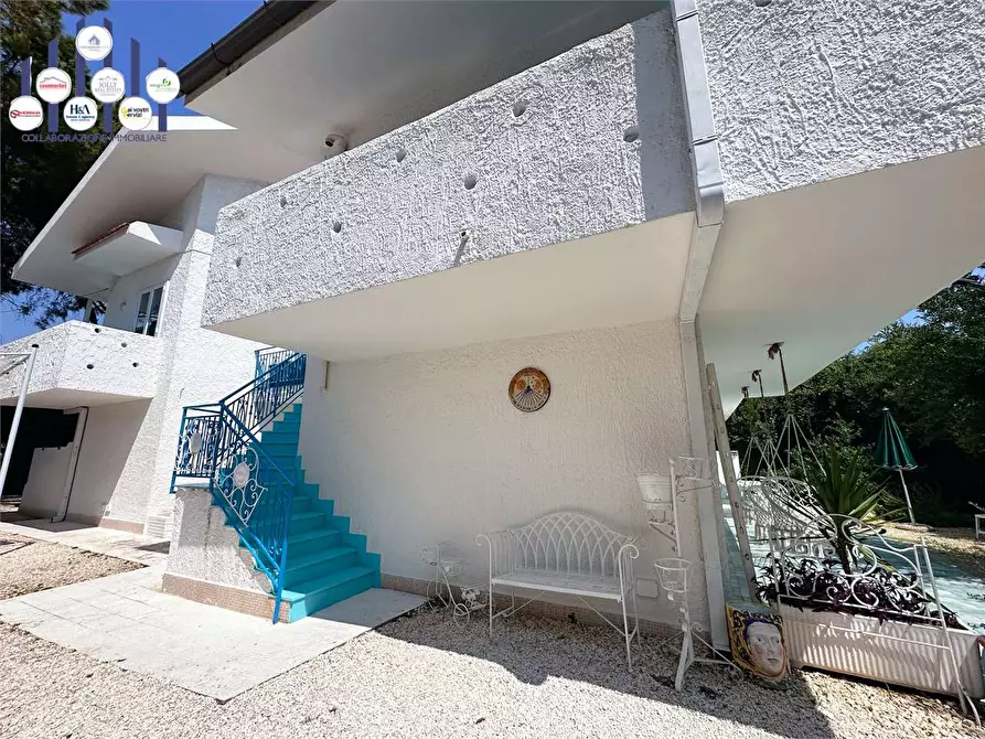 Immagine 16 di Villa in vendita  in VIA SENIGALLIA a Siracusa