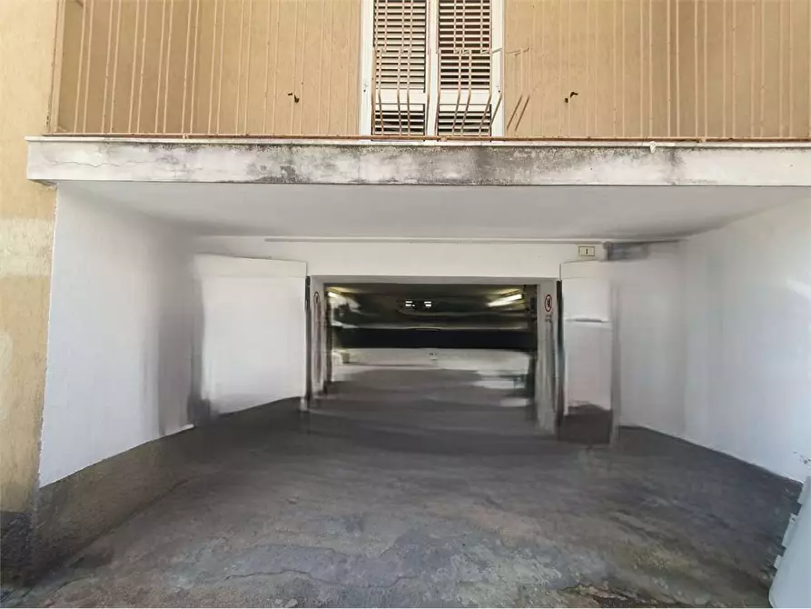 Immagine 1 di Magazzino in vendita  in Via Mattia Preti  a Siracusa