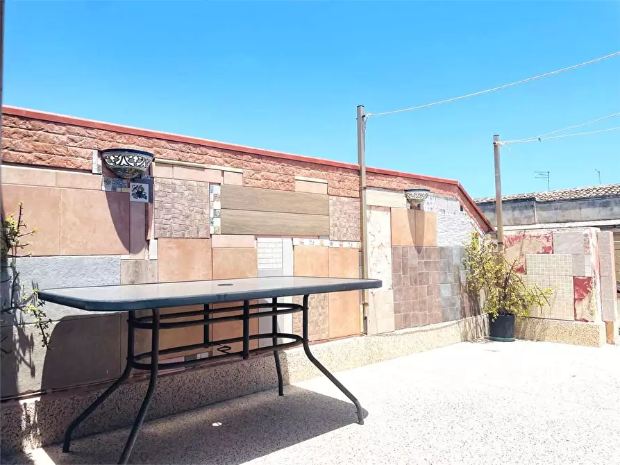 Immagine 10 di Bilocale in vendita  in BORGATA a Siracusa