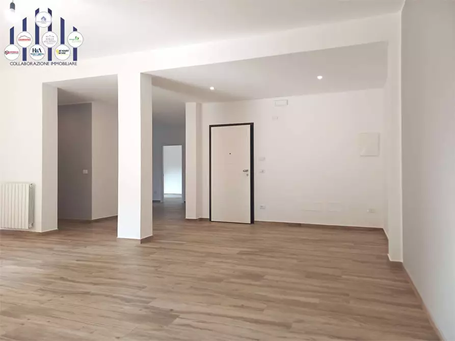 Immagine 37 di Appartamento in vendita  a Siracusa