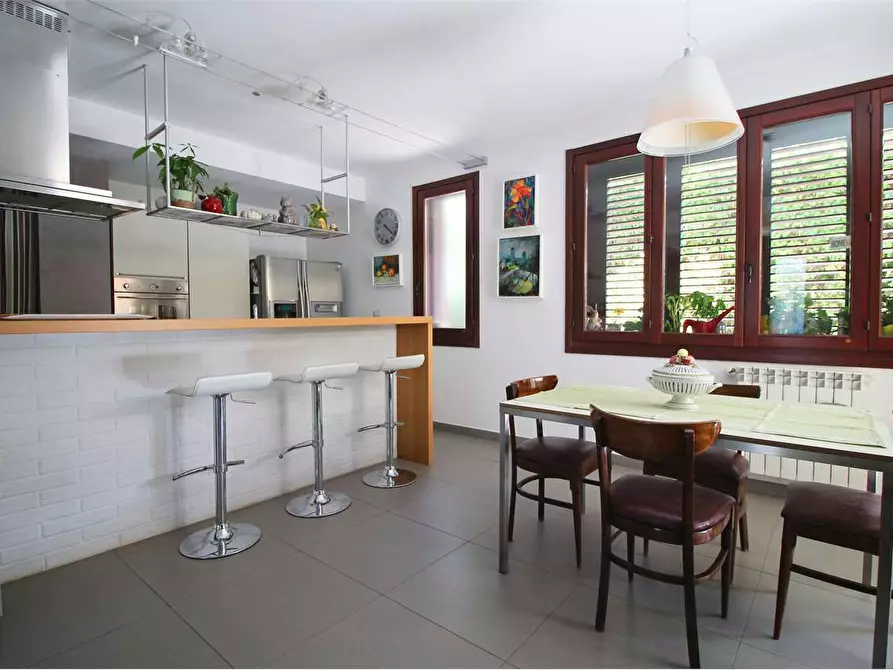 Immagine 8 di Villa in vendita  in Via Mons. Inserra a Siracusa