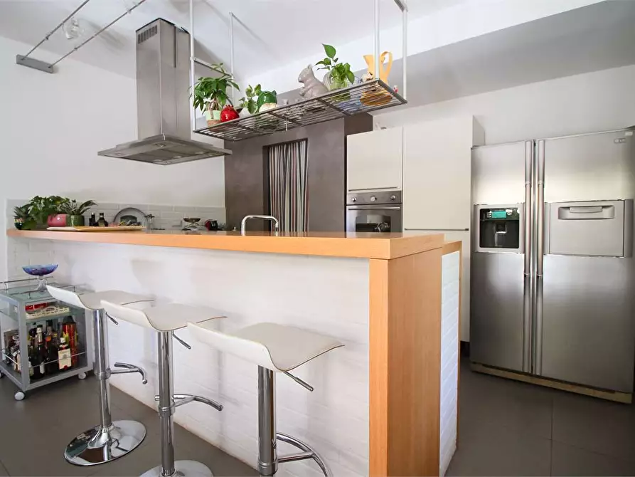 Immagine 10 di Villa in vendita  in Via Mons. Inserra a Siracusa