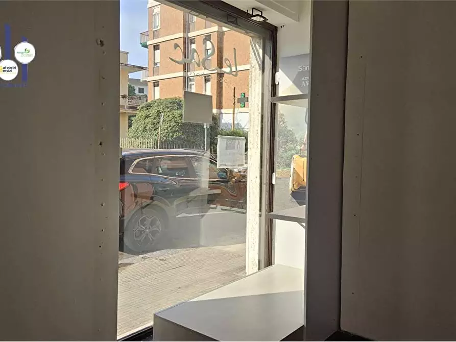 Immagine 4 di Ufficio in affitto  in V.LE ZECCHINO a Siracusa