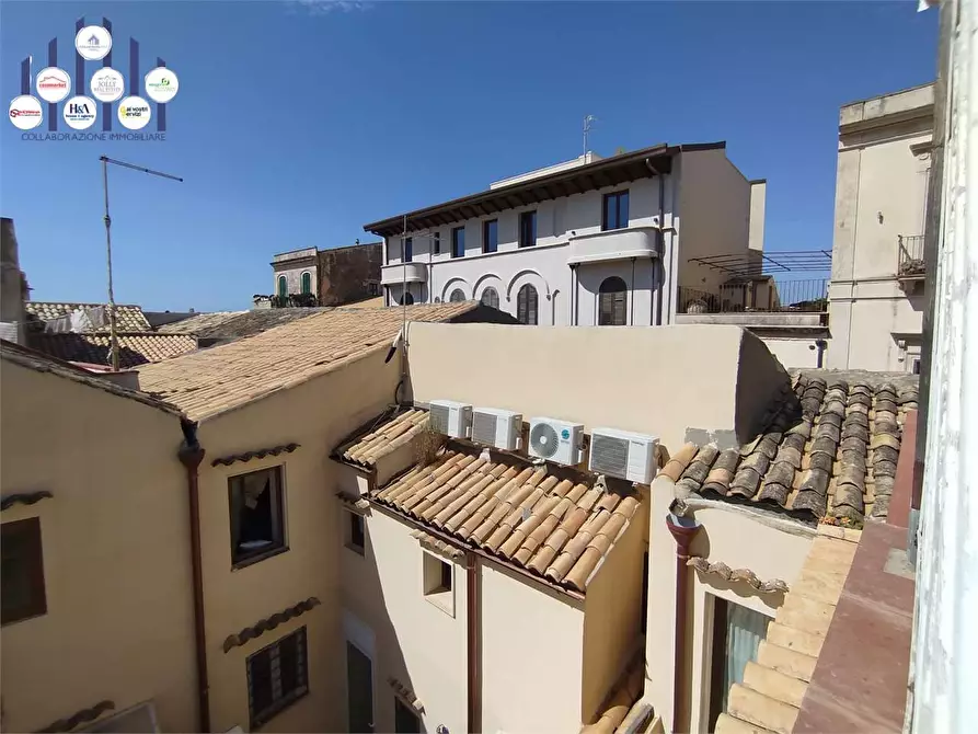Immagine 12 di Appartamento in vendita  a Siracusa