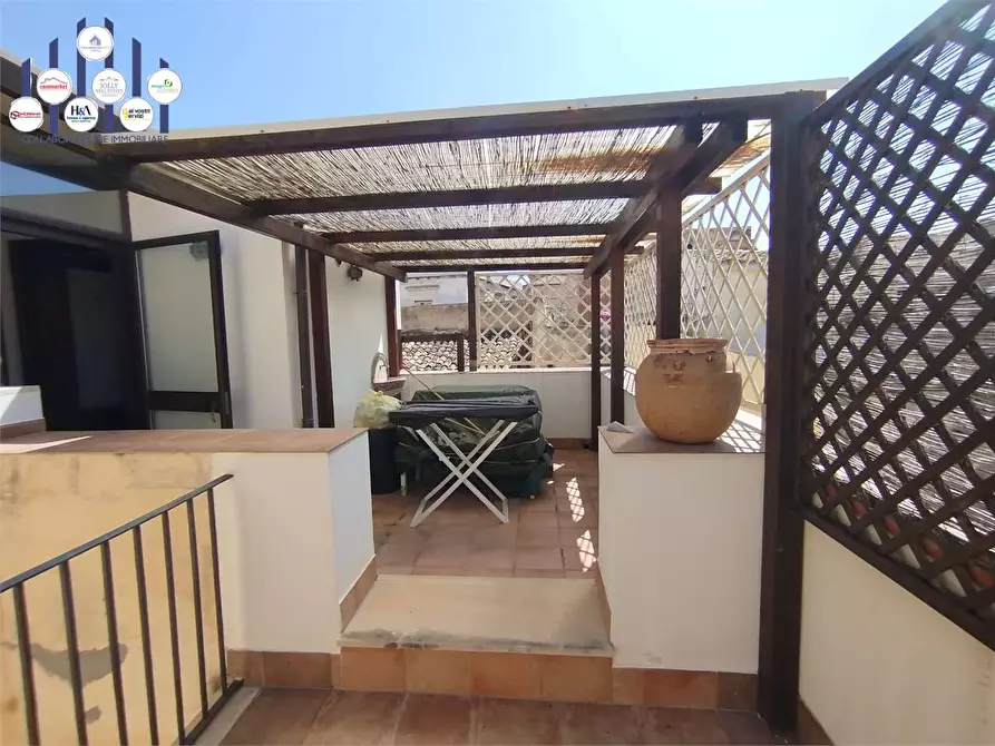 Immagine 14 di Appartamento in vendita  a Siracusa