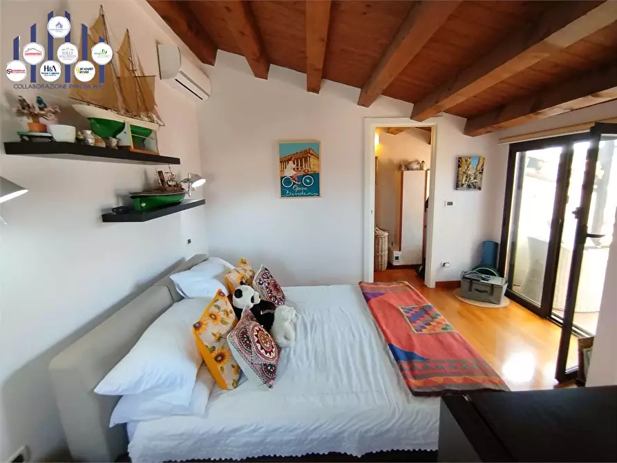 Immagine 34 di Appartamento in vendita  a Siracusa