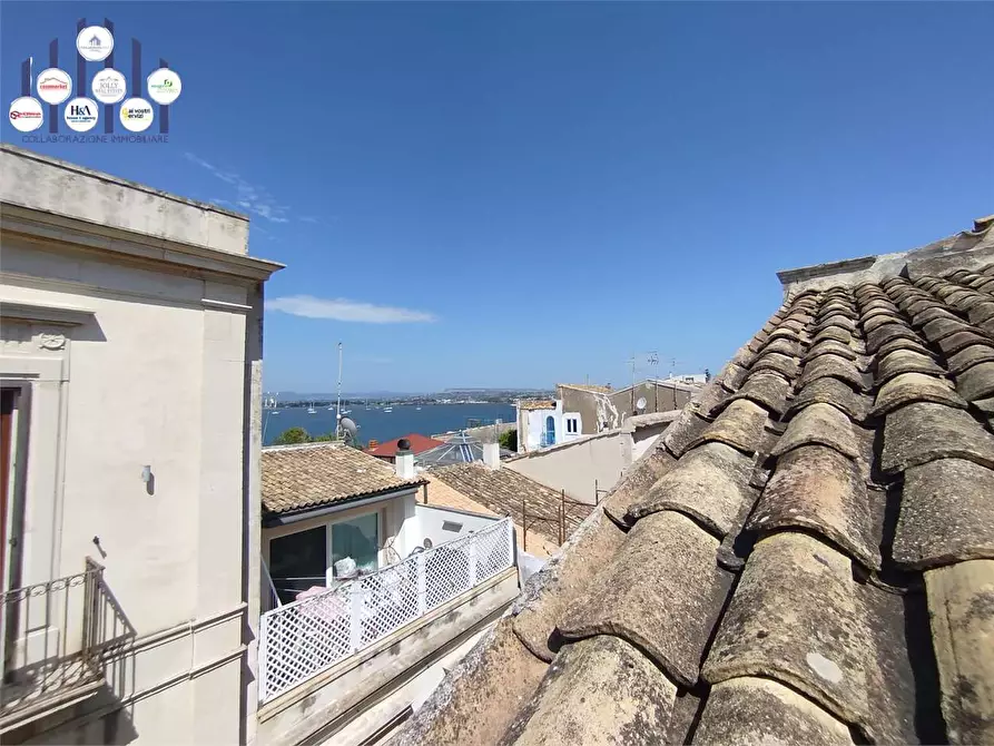 Immagine 41 di Appartamento in vendita  a Siracusa