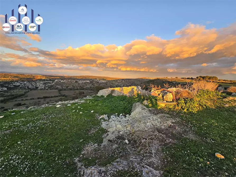 Immagine 2 di Rustico / casale in vendita  in Contrada Porcari a Noto
