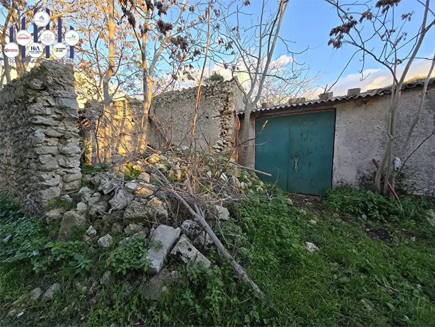 Immagine 20 di Rustico / casale in vendita  in Contrada Porcari a Noto