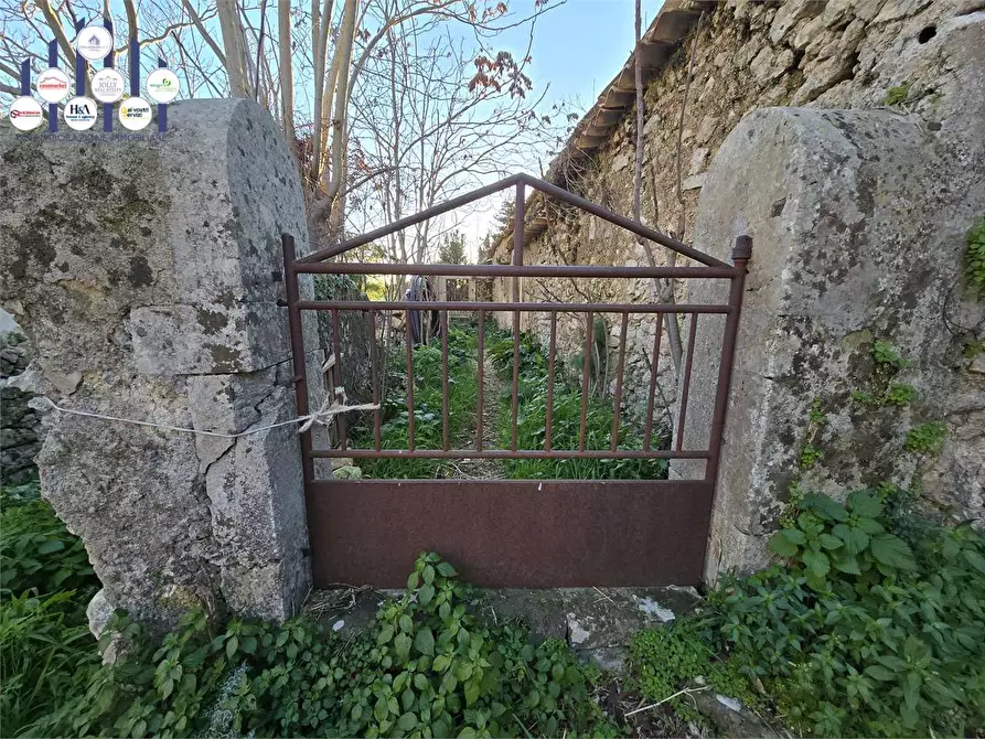 Immagine 31 di Rustico / casale in vendita  in Contrada Porcari a Noto