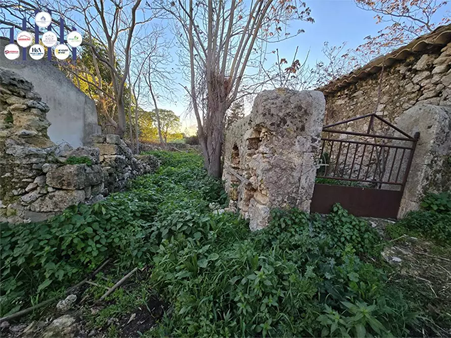 Immagine 34 di Rustico / casale in vendita  in Contrada Porcari a Noto