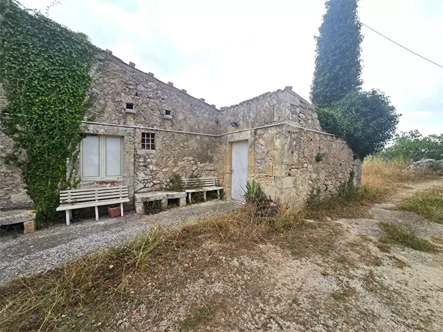 Immagine 7 di Rustico / casale in vendita  in C.da Mezzo Gregorio a Noto