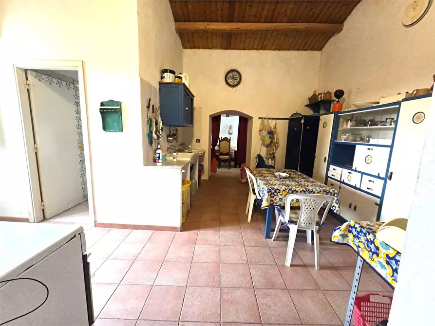 Immagine 11 di Rustico / casale in vendita  in C.da Mezzo Gregorio a Noto