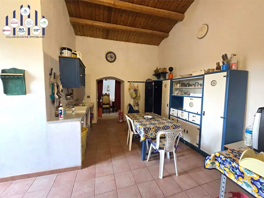 Immagine 14 di Rustico / casale in vendita  in C.da Mezzo Gregorio a Noto