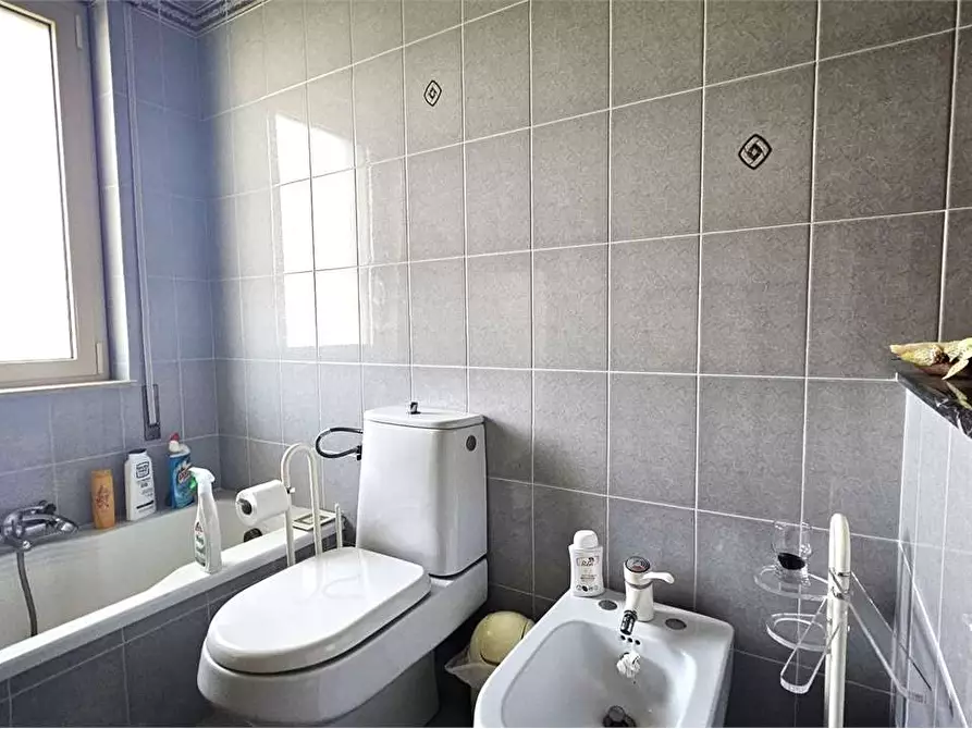 Immagine 6 di Trilocale in vendita  in PIZZUTA a Siracusa