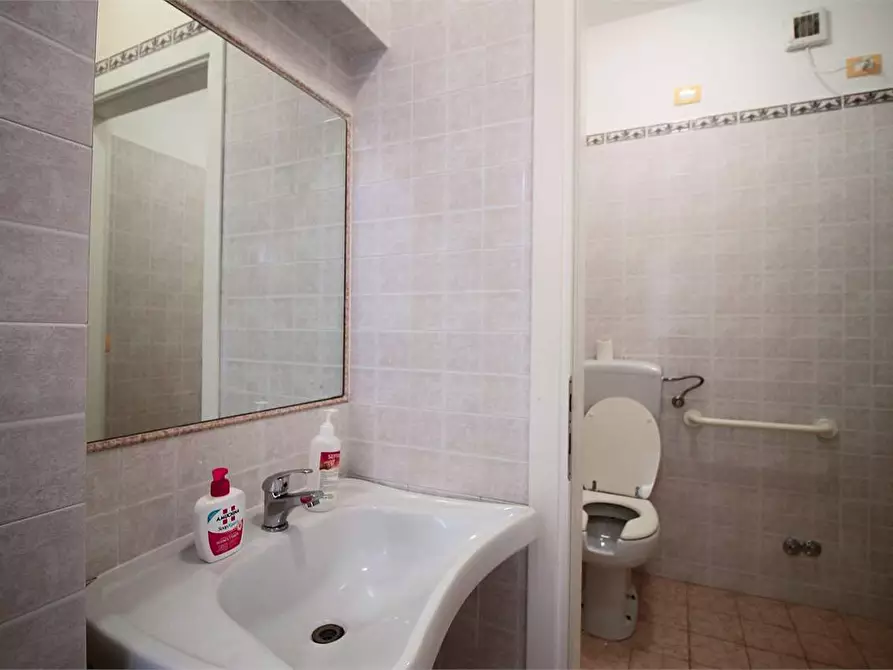 Immagine 4 di Appartamento in vendita  in Via Beneventano del Bosco a Siracusa