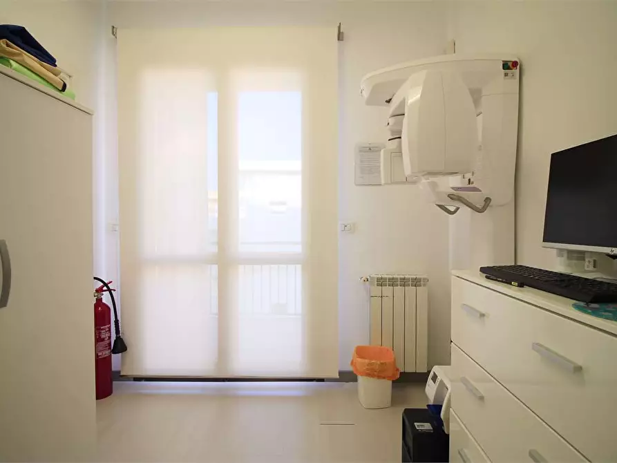 Immagine 15 di Ufficio in vendita  in Via Beneventano del Bosco a Siracusa