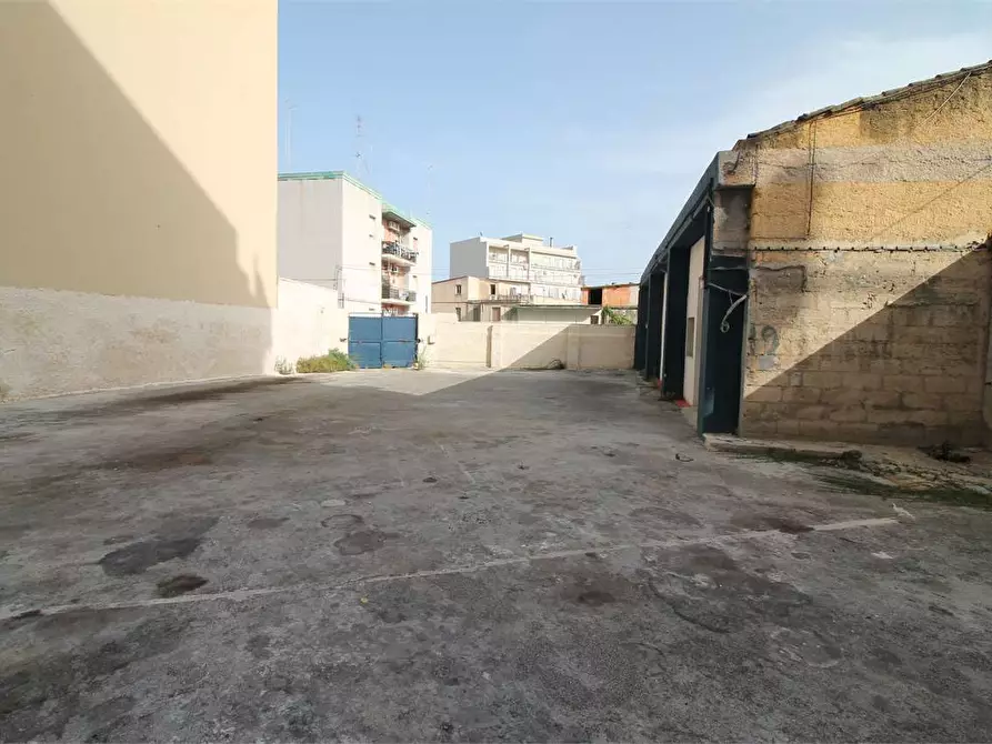Immagine 6 di Capannone industriale in vendita  in Via S. Olivieri a Siracusa