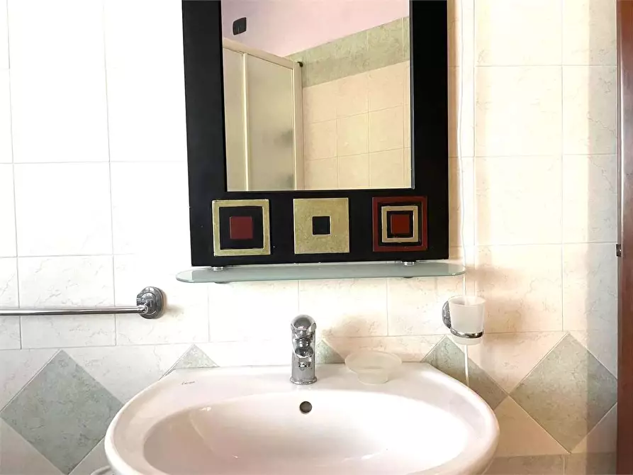 Immagine 16 di Quadrilocale in vendita  in FLORIDIA a Floridia