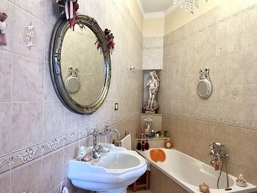 Immagine 27 di Appartamento in vendita  in via grottasanta a Siracusa