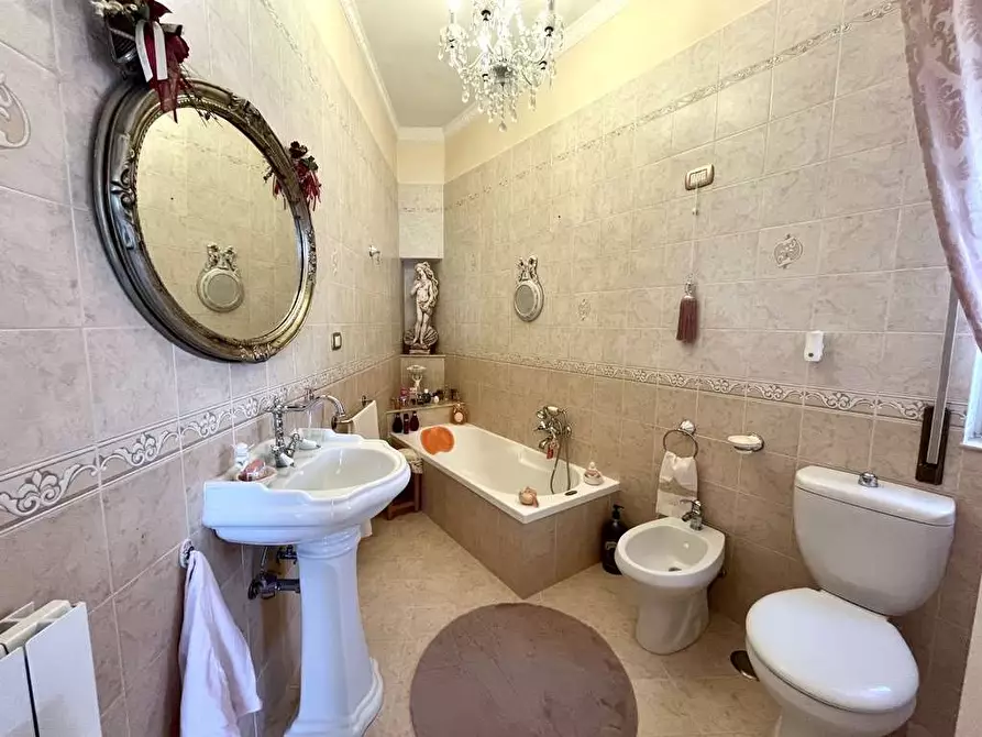 Immagine 28 di Appartamento in vendita  in via grottasanta a Siracusa