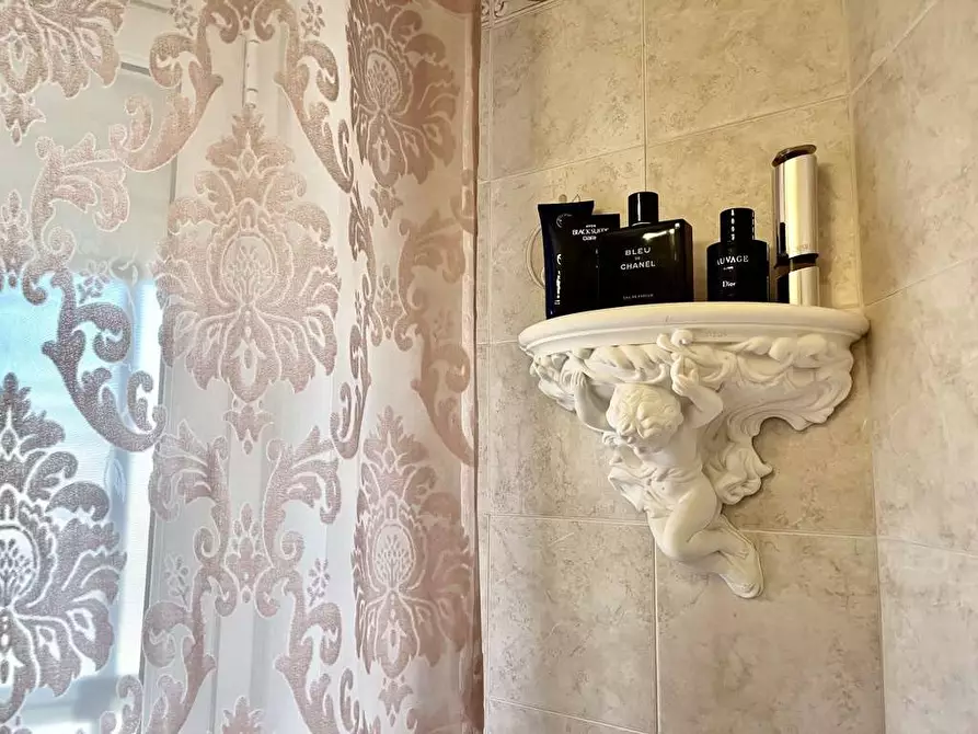 Immagine 29 di Appartamento in vendita  in via grottasanta a Siracusa