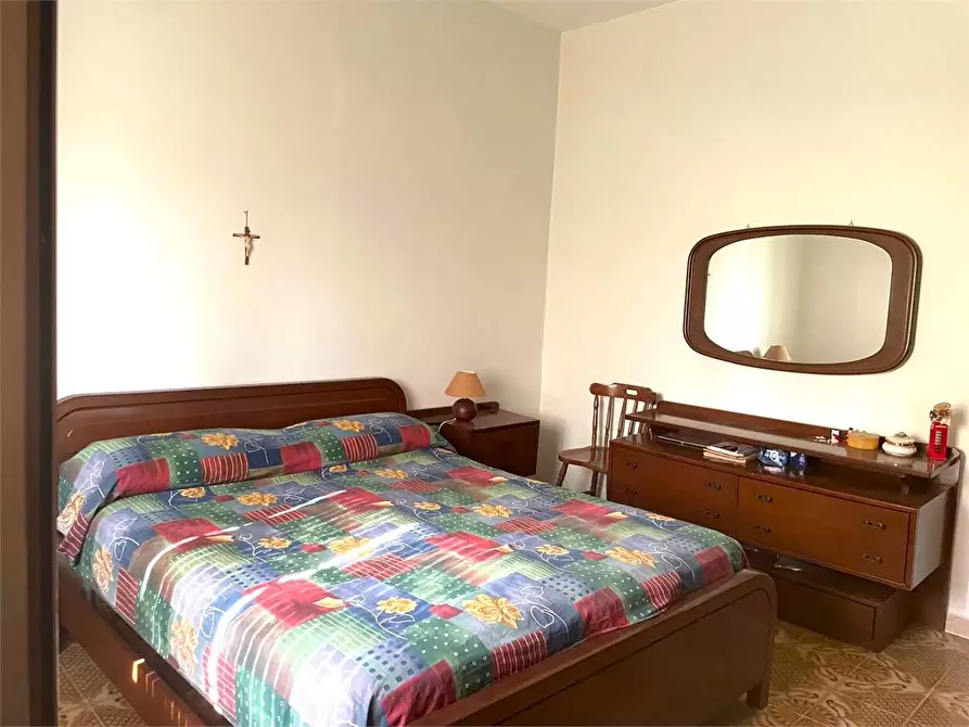 Immagine 8 di Trilocale in vendita  in ARENELLA a Siracusa