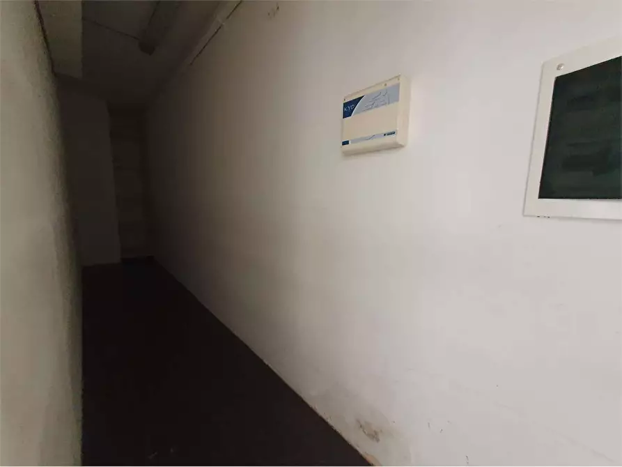 Immagine 4 di Negozio in affitto  in Viale Zecchino  a Siracusa