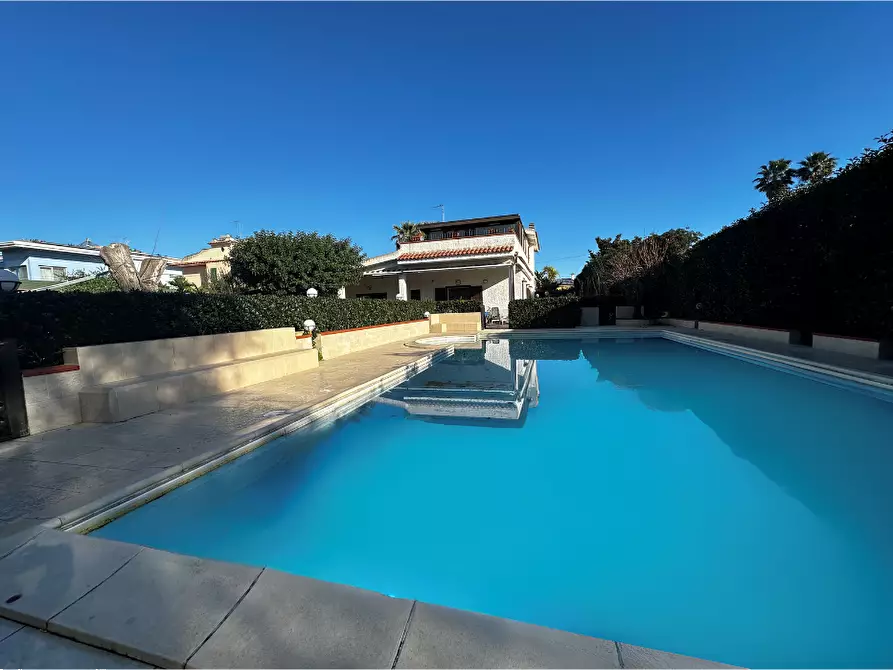 Immagine 28 di Villa in affitto  in Via Del Pellicano a Siracusa