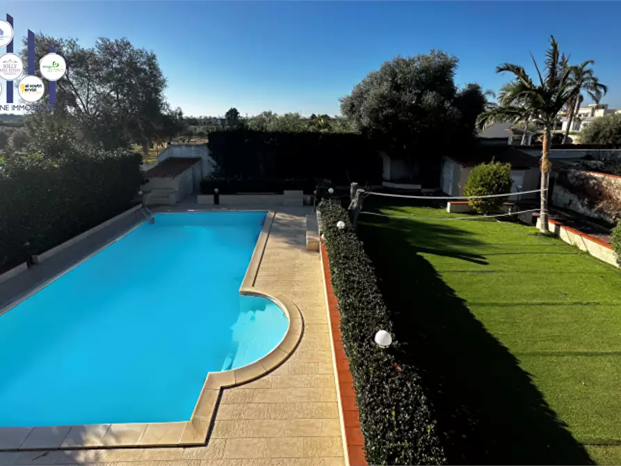 Immagine 29 di Villa in affitto  in Via Del Pellicano a Siracusa