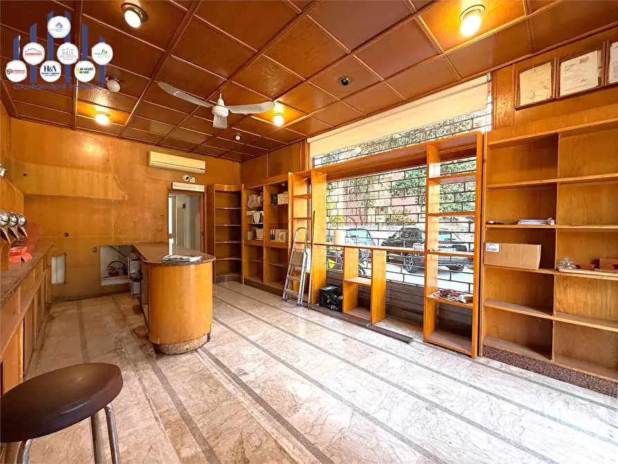 Immagine 3 di Negozio in affitto  in Viale Tica a Siracusa