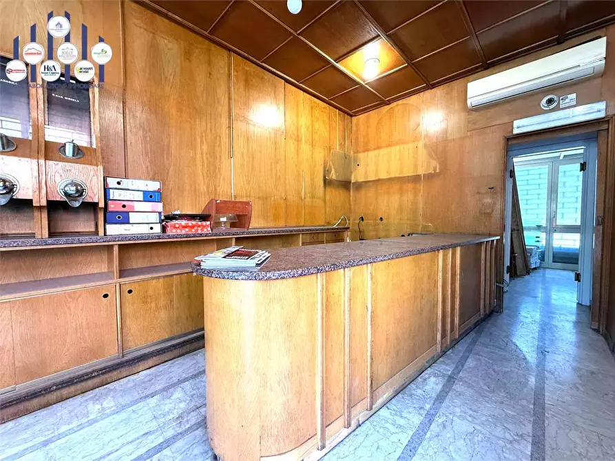 Immagine 6 di Negozio in affitto  in Viale Tica a Siracusa