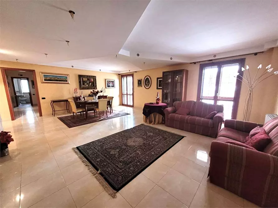 Immagine 1 di Quadrilocale in vendita  in VIALE S.GRECA a Siracusa