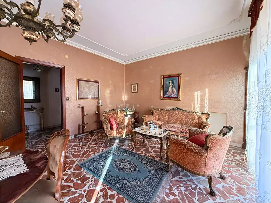 Immagine 23 di Appartamento in vendita  in Via San Metodio a Siracusa