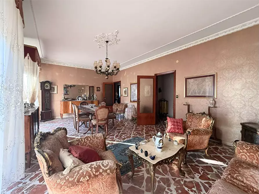 Immagine 24 di Appartamento in vendita  in Via San Metodio a Siracusa