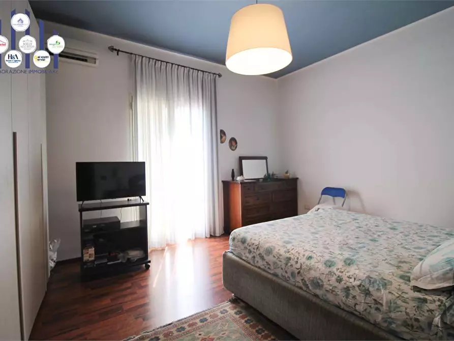 Immagine 13 di Villa in vendita  in Via Del Piombo a Siracusa