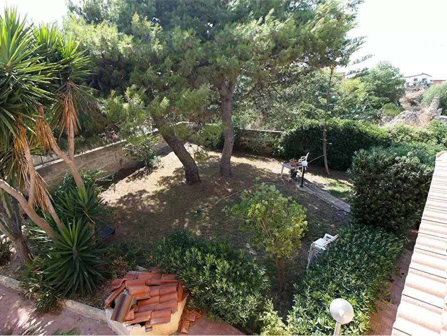 Immagine 15 di Villa in vendita  in Via Del Piombo a Siracusa