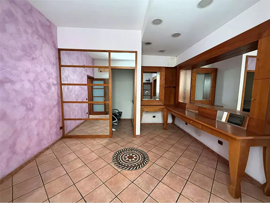 Immagine 19 di Appartamento in vendita  in Via Giovanni Aurispa a Noto