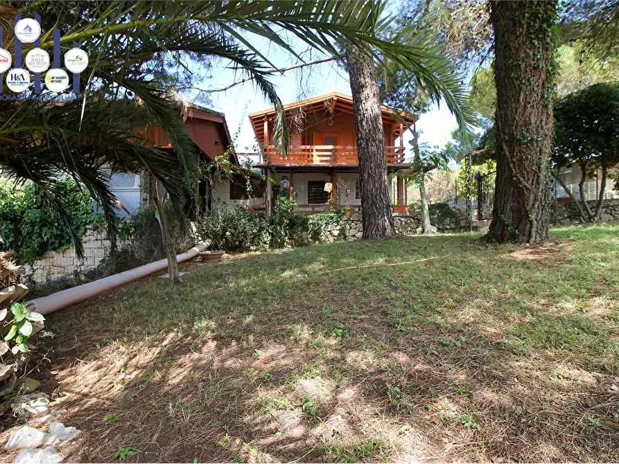 Immagine 1 di Villa in vendita  in C/DA SAN MARCO a Noto