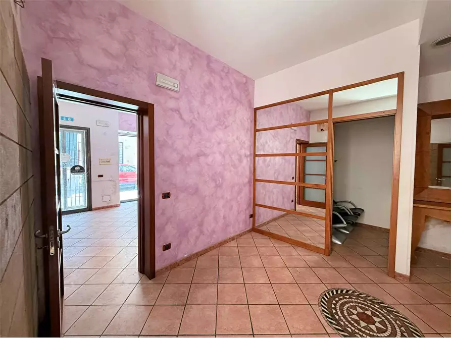 Immagine 20 di Negozio in vendita  in Via Giovanni Aurispa a Noto