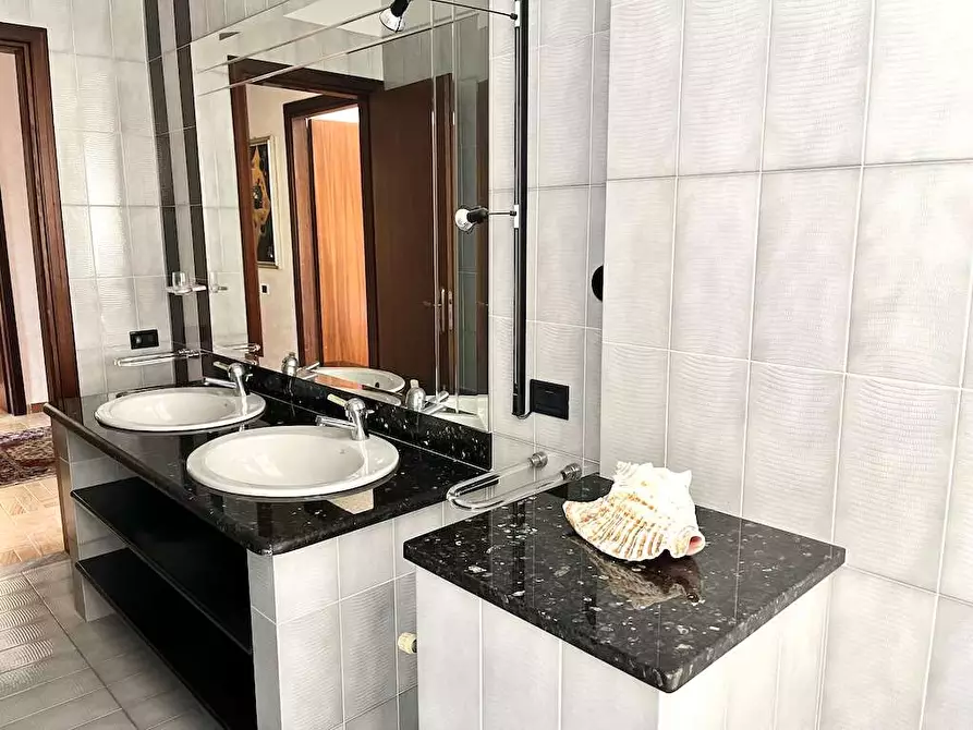 Immagine 28 di Appartamento in vendita  in ronco II via Tisia a Siracusa