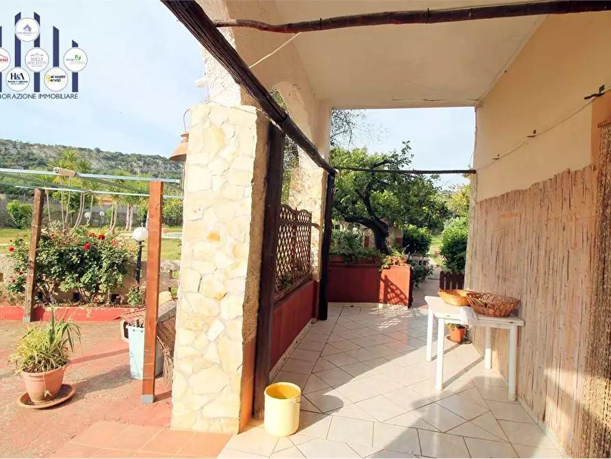 Immagine 6 di Villa in vendita  in contrada spinagallo a Siracusa