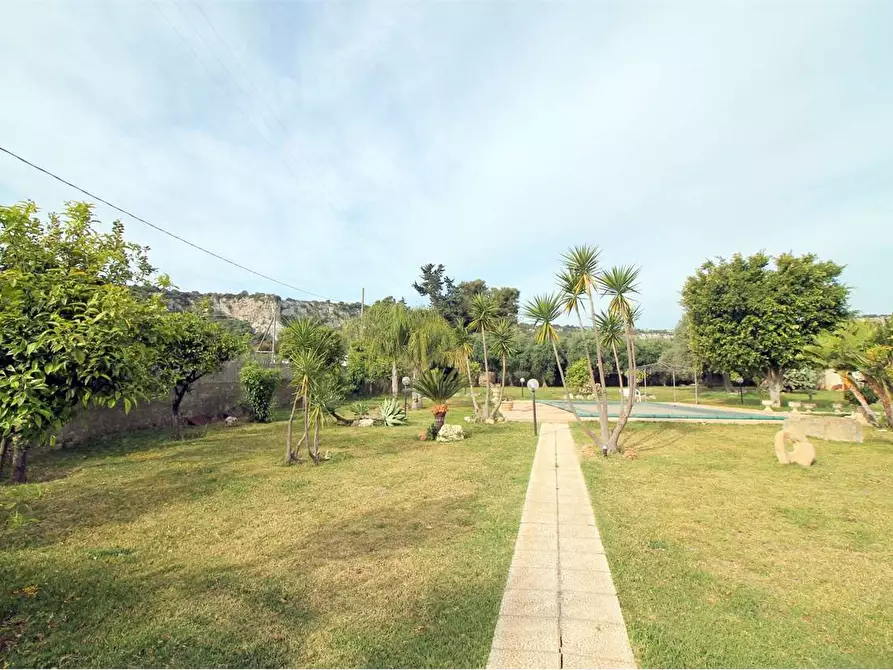 Immagine 37 di Villa in vendita  in contrada spinagallo a Siracusa
