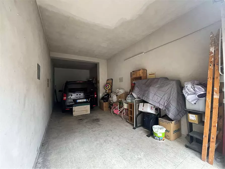 Immagine 2 di Garage in vendita  in Via Filisto 110 a Siracusa