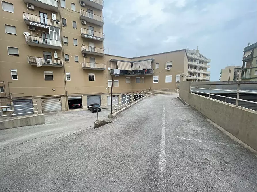 Immagine 5 di Garage in vendita  in Via Filisto 110 a Siracusa