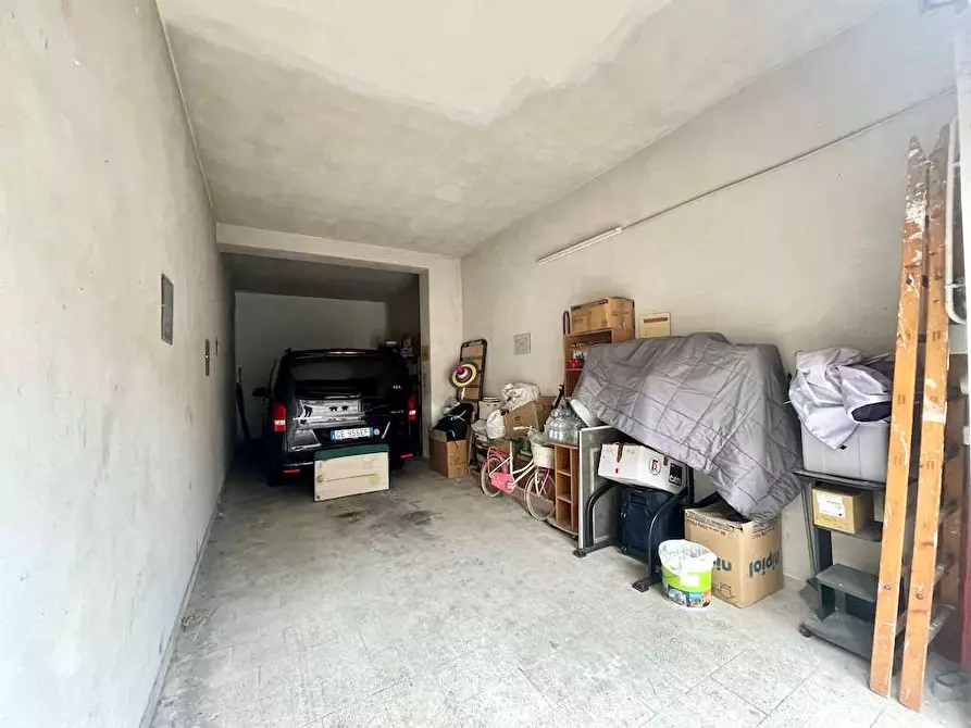 Immagine 6 di Garage in vendita  in Via Filisto 110 a Siracusa